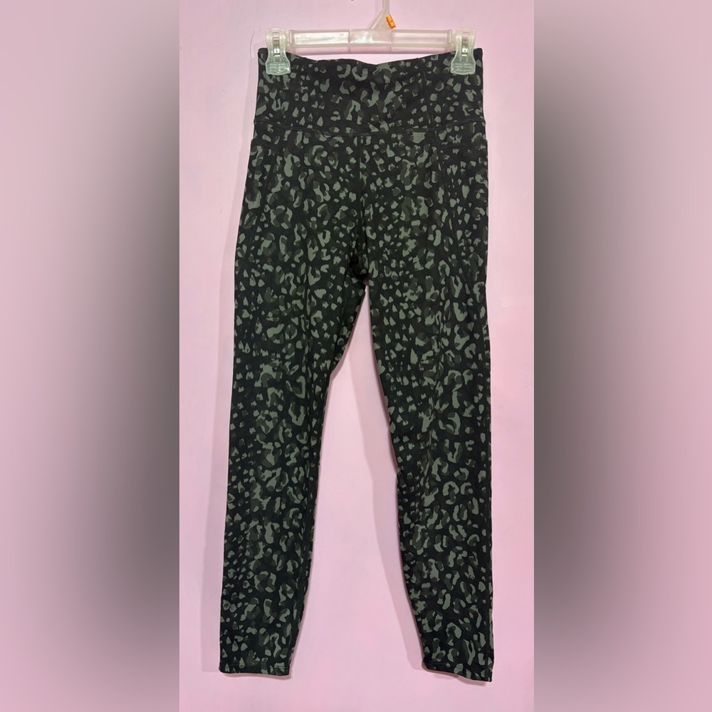 JoyLab Black and Gray Patterned Leggings